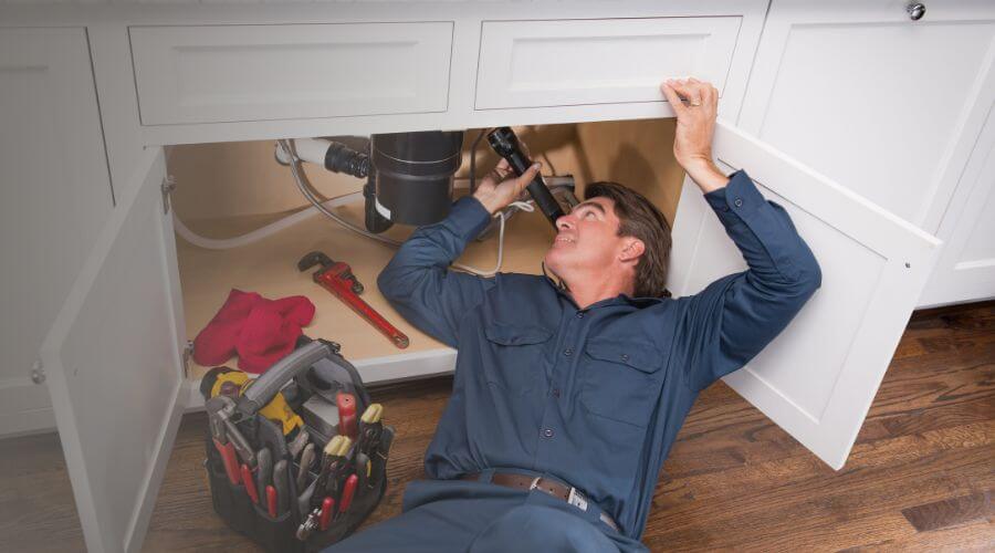 Expert burst pipe repair services in Cibolo, TX